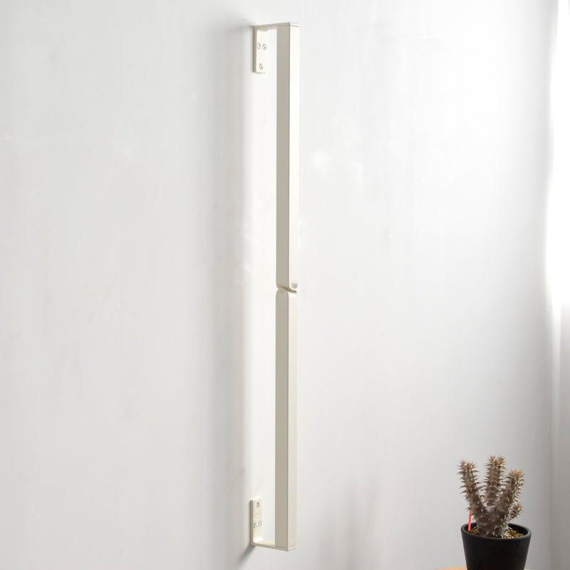 ツイスト手すり Burgu（ブルグ） ホワイト