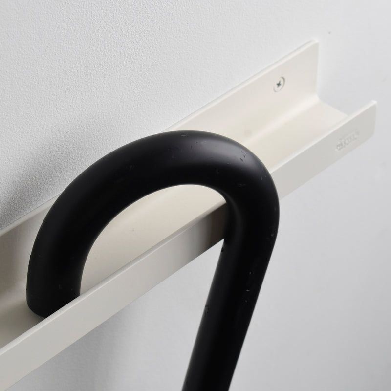 レール型 壁付け傘掛け【ホワイト】